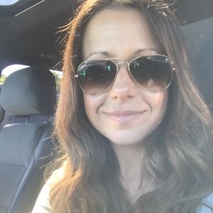 Meet your Posher, Gina